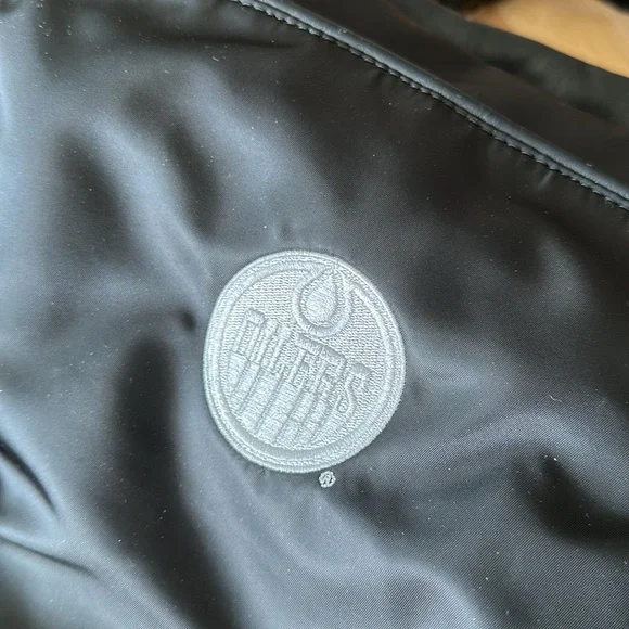 Black Lululemon tote bag with oilers embroidered logo - Picture 2 of 11